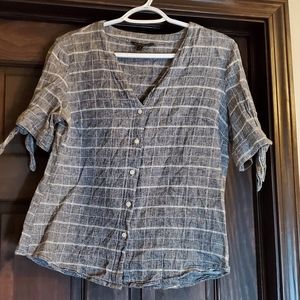 Banana Republic S Button Down Blue and White Blouse